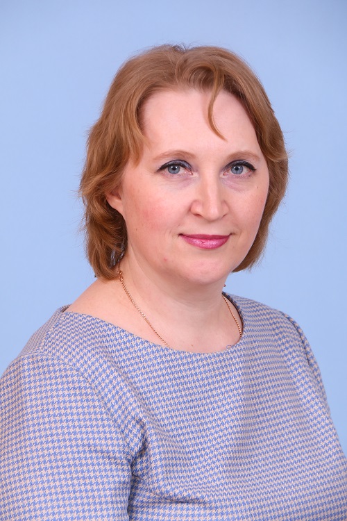Летунова Оксана Александровна.